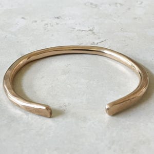 Dikke bronzen manchet: armband 8e/19e verjaardag