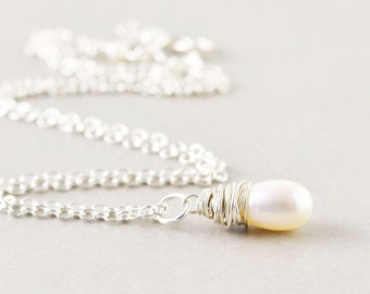 White Pearl Necklace, Silver, Gold, Rose Gold, Freshwater Pearl, Bridesmaid Gift