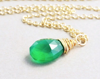 Emerald Green Necklace, Onyx Necklace, nansglam, Handmade