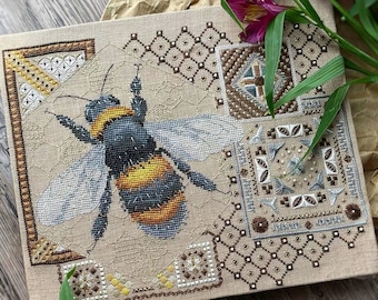 Bee Cross Stitch Pattern: Decorative Stitches Embroidery (PDF + Saga)