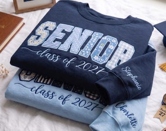 Embroidered Applique Senior 2027 Sweatshirt, Class of 2027 Crewneck, Personalized Senior Sweatshirt, Graduation Gift, Senior Pink Pullover