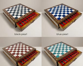 GiftHome Jeu d'échecs en métal pour adultes Égypte antique Pharaon antique en cuivre, pièces faites à la main et design en marbre