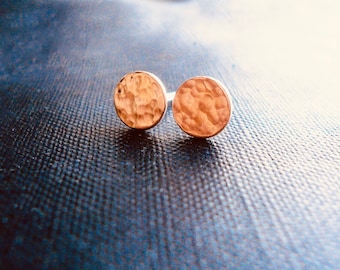 Rose Gold Dot Earrings, Rose Gold Coin Earrings - Dainty Rose Gold Post Earrings, Hammered Rose Gold Dot Earrings, 14K Gold Filled Circles