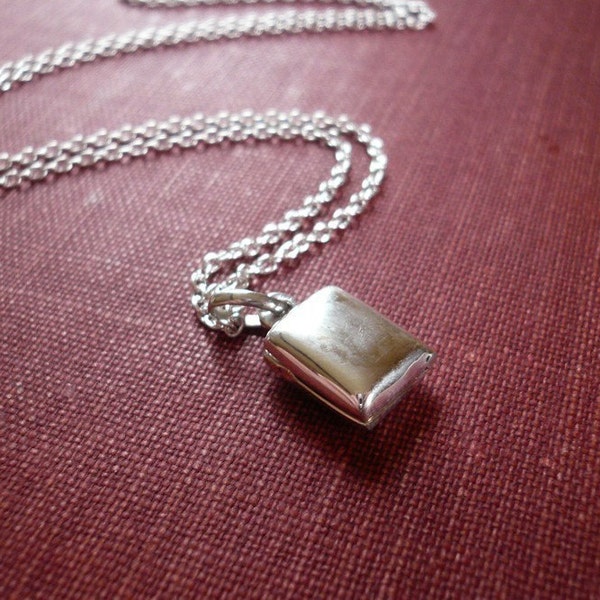 Square Locket in Sterling Silver