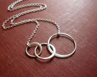 Linked Circles Necklace in Sterling Silver - Three Entwined Rings. New mom gift. Dainty minimalist jewelry. Perfect Mother's Day Gift.