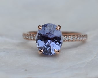 Fall/Winter mood sapphire. Color change Sapphire ring. Rose Gold Engagment Ring, Lavender Blue sapphire engagement ring by Eidelprecious