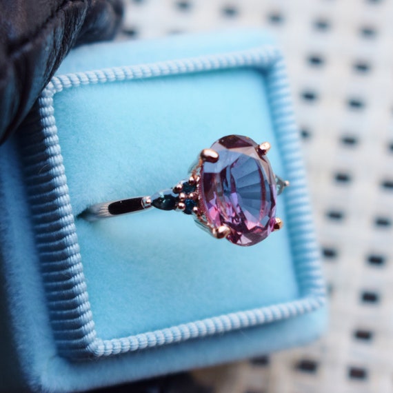 Purple Plum Sapphire Engagement Ring. Rose Gold Ring. 14k Engagement Ring  2ct Oval Sapphire Lavender Sapphire Ring by Eidelprecious - Etsy