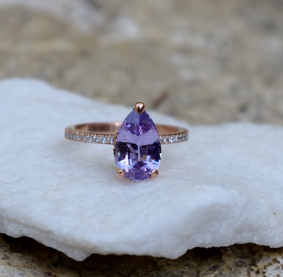 Violet sapphire 2024 engagement rings