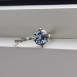 Round Blue grey sapphire engagement ring. 2ct sapphire engagement ring. 18k white gold sapphire and diamonds engagement ring Eidelprecious