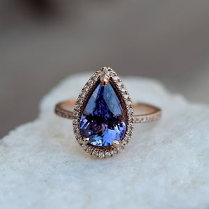 Tanzanite Ring. Rose Gold Engagement Ring Lavender Tanzanite pear cut engagement ring 14k rose gold ring by Eidelprecious.