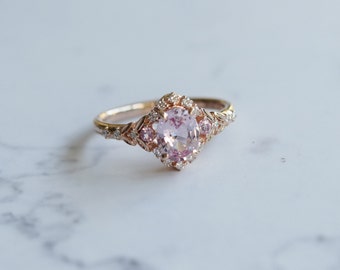 Cherry blossom pink sapphire engagement ring. Vintage Rose gold engagement ring. Peach sapphire ring. Oval Sapphire by Eidelprecious