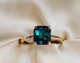 Radiant Cut Peacock Sapphire Ring: 2.9ct Solitaire 14k Gold