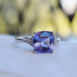 Lilac Tanzanite ring in 14k White Gold. Cluster Engagement ring and bridal set. Lavender Ring. Tanzanite cluster ring by Eidelprecious.