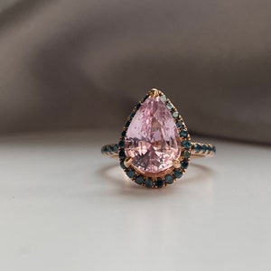 Sparkling Pink Sapphire Engagement ring. Large pear cut pink sapphire ring. Unique cocktail ring. Statement sapphire teal diamonds rose gold