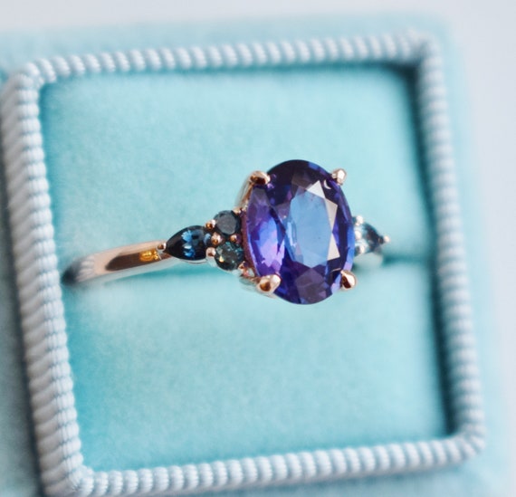 925 SS Vintage Ring Featuring a Plum Crystal + White Crystals | Sugar Plum  by Oomiay – Oomiay Jewelry