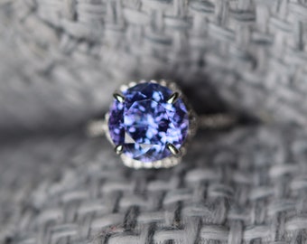 Hexagon ring with lavender tanzanite. White gold diamond ring. Engagement ring by Eidelprecious.