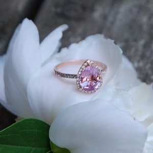 Pink Sapphire Engagement Ring 14k Rose Gold 2.5ct, Pear Cut Peach Sapphire Ring. Engagement ring by Eidelprecious