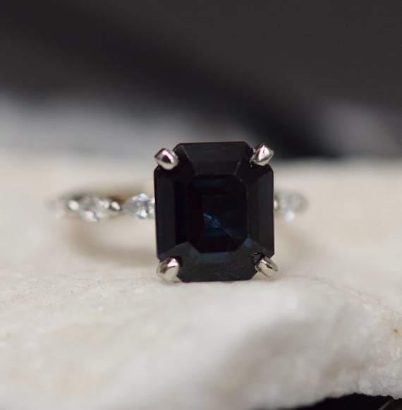 Black Sapphire Solitaire Ring – Eleux