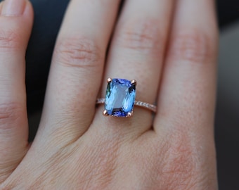 Tanzanite Ring. Rose Gold Engagement Ring Lavender Blue Teal Tanzanite emarald cut engagement ring 14k rose gold.
