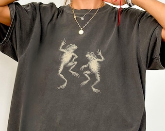 Vintage Dancing Frogs T-Shirt, Retro Frog Graphic Tee, Cottagecore Nature Lover Shirt, Amphibian Wildlife Top, Unique Gift for Animal Fans
