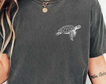 Sea Turtle Vintage T Shirt, Gift for Turtle Lover, Sea Life Ocean Beautiful Turtle Shirt, Beach Life Nature Adventure Gift For Her Ocean Tee