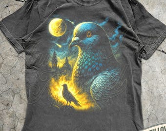 Pigeon Moon T Shirt Vintage Bird Graphic Tee, Retro Animal Shirt, Full Moon Animals, Pigeon Theme Gift, 90s Vintage Acid Washed T Shirt
