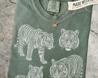 Vintage Tiger Graphic Tee, Gift Tiger Lover, Wild Cat Shirt, Retro Animal Tee, Wild Cats Top, Go Tigers Shirt, Comfort Colors Animal Shirt