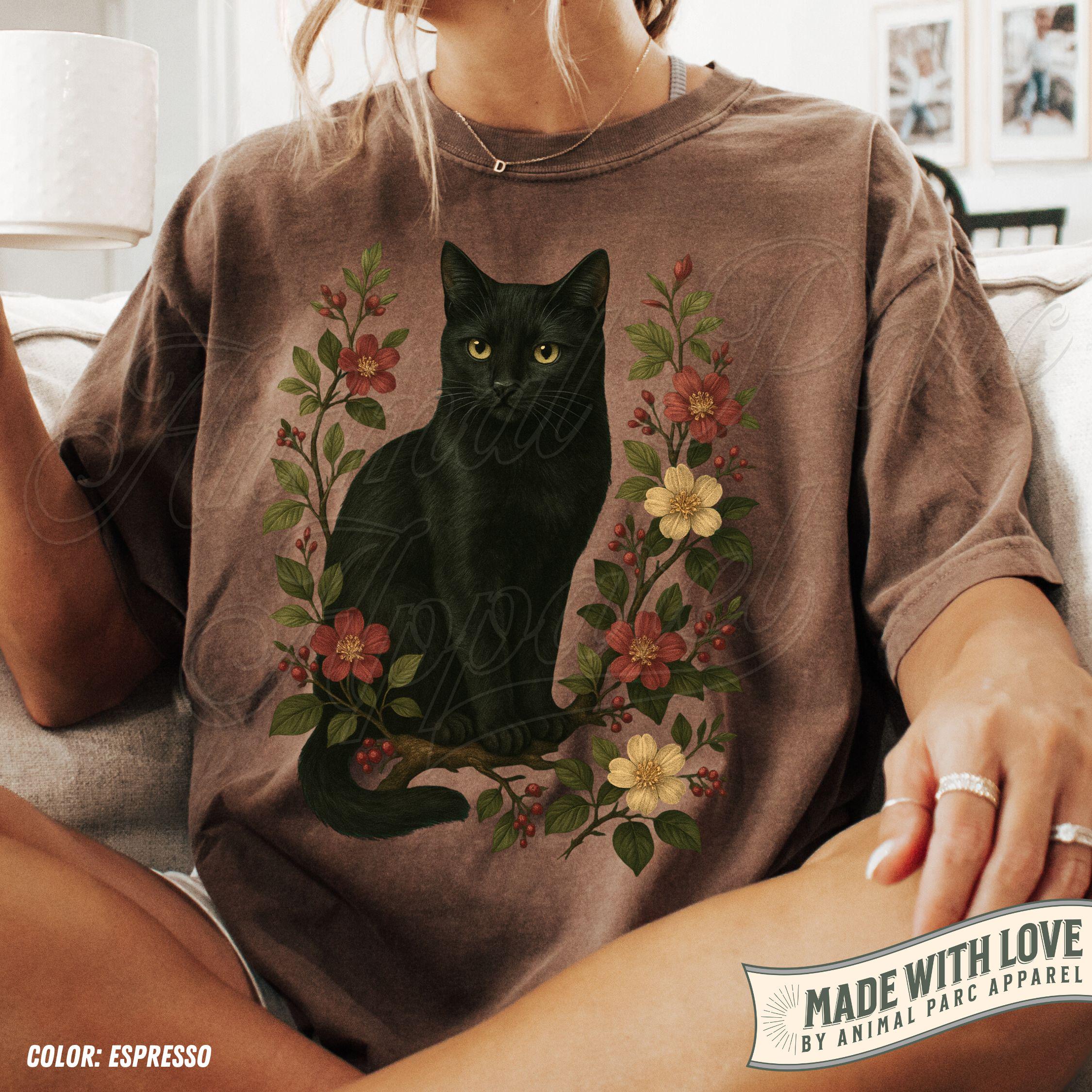 Vintage Black Cat Shirt, Floral Graphic Tee, Cottagecore Cat T-shirt ...
