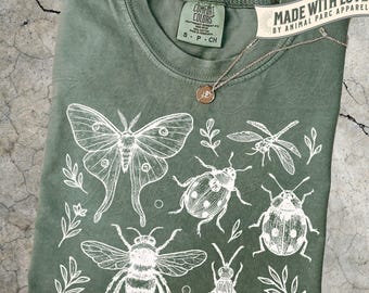 Insect Shirt Entomology Bug Tee, Moth Butterfly Beetle Bee Graphic T-Shirt, Nature Lover Gift, Cottagecore Aesthetic Wildlife Vintage Top