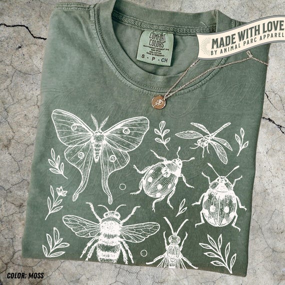 Insect Shirt Entomology Bug Tee, Moth Butterfly Beetle Bee Graphic T-Shirt, Nature Lover Gift, Cottagecore Aesthetic Wildlife Vintage Top