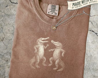 Dancing Alligator Graphic Tee, Funny Alligator Shirt, Everglades Crocodile Tee Reptile Shirt, Wildlife Shirt Gift For Him, Funny Florida Tee