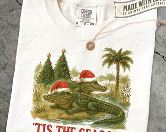 Christmas Alligator T Shirt, Holiday Crocodile Graphic Tee, Funny Florida Tee Everglades Wildlife, Alligator Santa, Tropical Christmas Tee