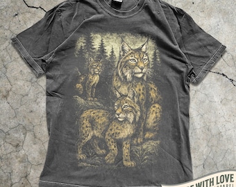 Vintage Lynx Graphic Tee Wildlife Forest Animal T-Shirt Bobcat Nature Shirt Lynx Retro Outdoors Hiking Top Woodland Gift for Animal Lovers