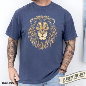 Lion Vintage Shirt Lion Graphic Tee, Gift Lion Lover Wild Cat Shirt Retro Lion Safari Shirt, Dark Lion Shirt Lion Gift Wild Animals Shirt Denim