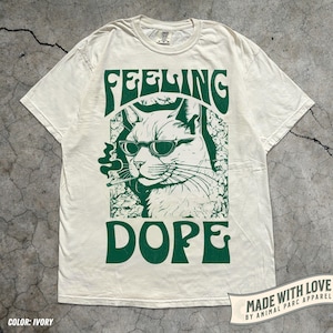 Feeling Dope Cat Shirt Weed Vintage T Shirt 420 Cat Getting High Shirt Weed Funny High Cat Sunglasses Gift for Stoner Animals Cat Smoking