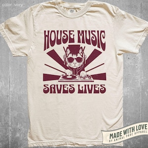 House Music Saves Lives Vintage T Shirt Funny House Music Shirt Gift House Music Lover Raver Tee Funny DJ Shirt Festival EDM Lover