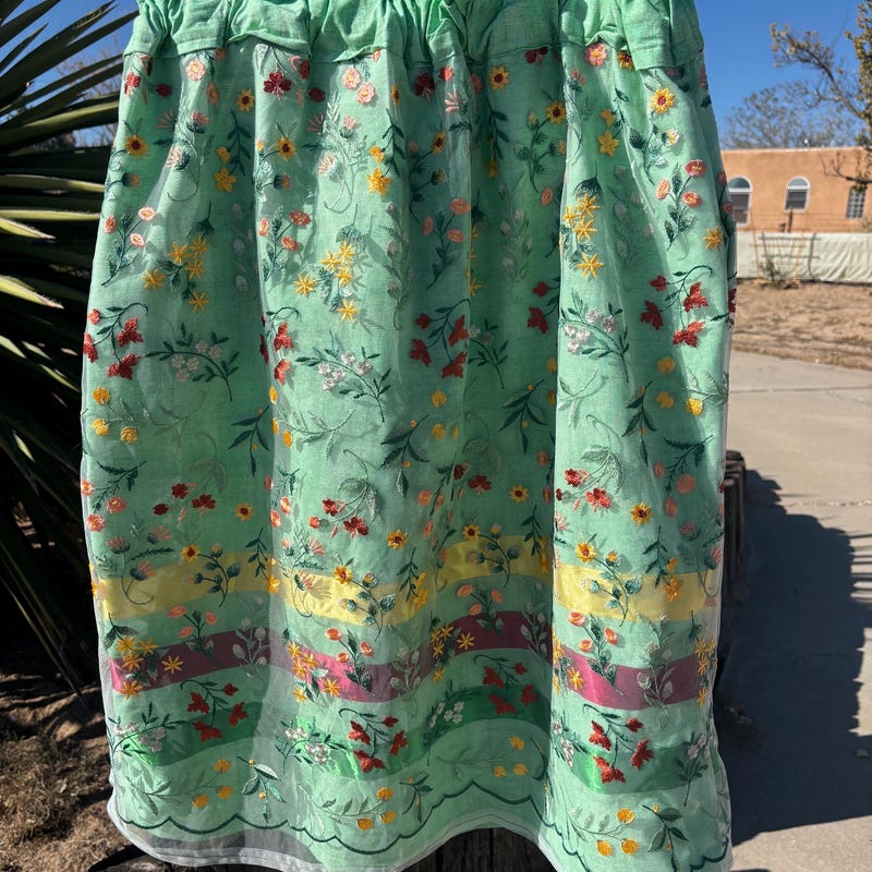 Modern Contemporary Ribbon Skirt with FUNCTIONING POCKETS