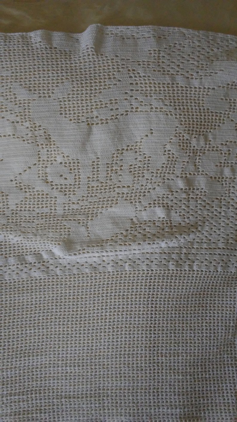 Beautiful white hand crocheted 28 x 80 inch Deer design Lace Panel