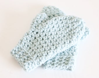Glacier Blue Mittens, Blue Gloves, Crochet Mittens, Mittens for Women, Chunky Mittens, Crochet Gloves, Crochet Handwarmers, Handmade Mittens