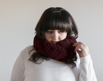 Chunky Cowl Braided Warmer, Chunky Cowl Scarf, Womens Cowl, Infinity Scarf, Gift for Her, Chunky Infinity Scarf, Gift for Woman, Burgundy