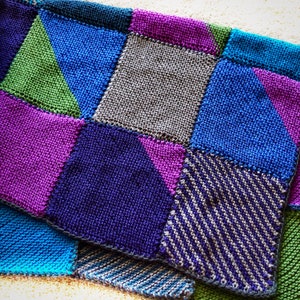 Knitting Pattern Scrappy Squares Blanket Knit Pattern, scrap yarn blanket, wool blanket pattern, worsted weight yarn, knit squares image 4