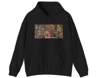 Puede incluir: Sudadera con capucha negra con un diseño gráfico abstracto y colorido en el pecho. El diseño presenta una variedad de caras y formas de dibujos animados en tonos rojos, amarillos, azules y verdes. La sudadera tiene un bolsillo delantero y una capucha con cordón.