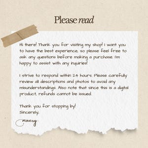 Pu&ograve; includere: Un appunto scritto a mano su carta strutturata con il titolo "Please read". Il testo ringrazia i visitatori, incoraggia le domande e spiega le politiche del negozio, inclusi i rimborsi dei prodotti digitali.