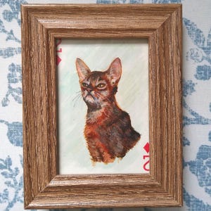 Retrato de gato en miniatura / Pintado a mano sobre naipe / Pintura acrílica original