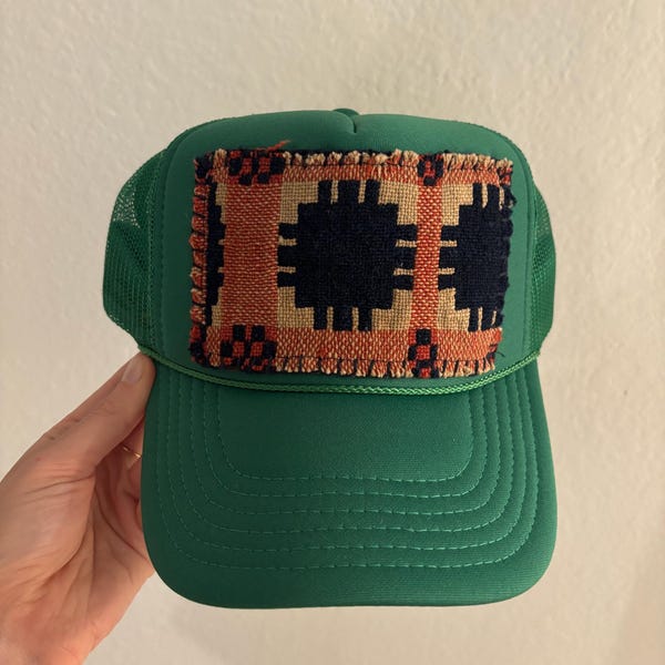 Vintage Textil Patch Trucker Cap