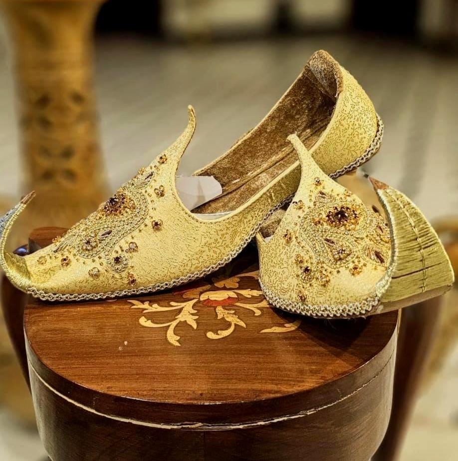 Embroidered Khussa Shoes: Handcrafted Indian Pakistani Punjabi
