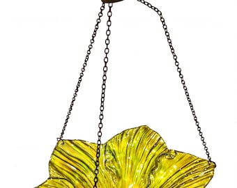 Hanging Glass Flower Shaped Bird Bath and Feeder Outdoor Garden Decoration Yard Art