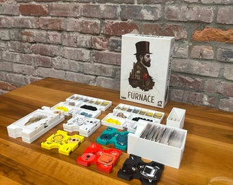 Organizador de encaixe para forno. Compatível com mangas de expansão e premium da Interbellum.