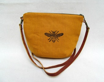 Linen Sling Bag // Bee Purse // Honey Bee // Linen Cross Body Purse // Hip Bag