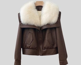 Chaqueta de cuero auténtico con cuello de piel sintética, corte personalizado